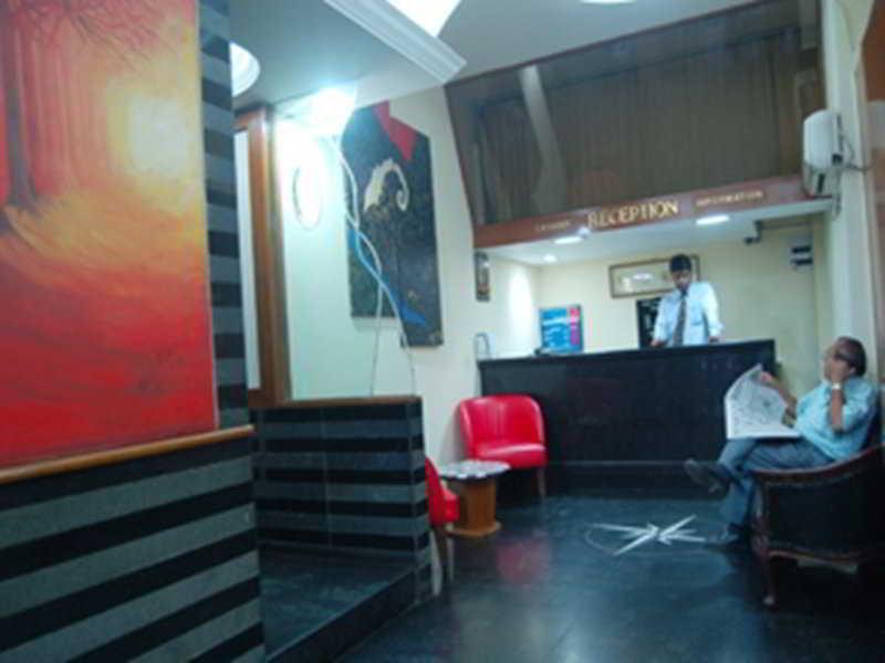 מלון מומביי Kings International Juhu מראה חיצוני תמונה